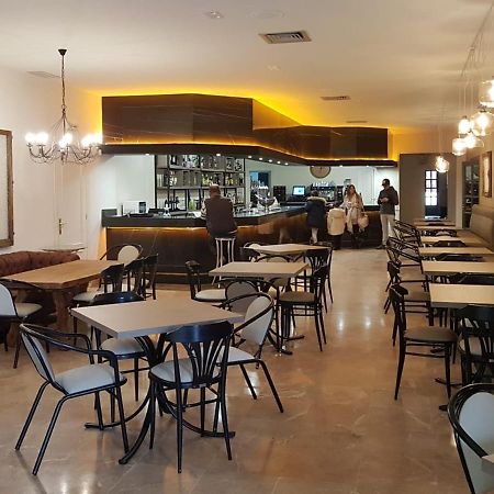 Hostal Restaurante Dulcinea De El Toboso Εξωτερικό φωτογραφία